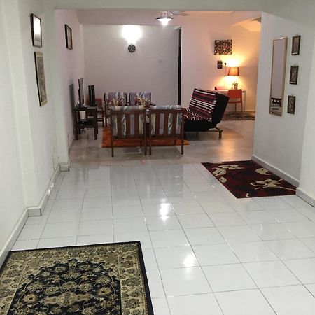 Rb Double Storey Bandar Tasik Selatan Homestay Kuala Lumpur Buitenkant foto