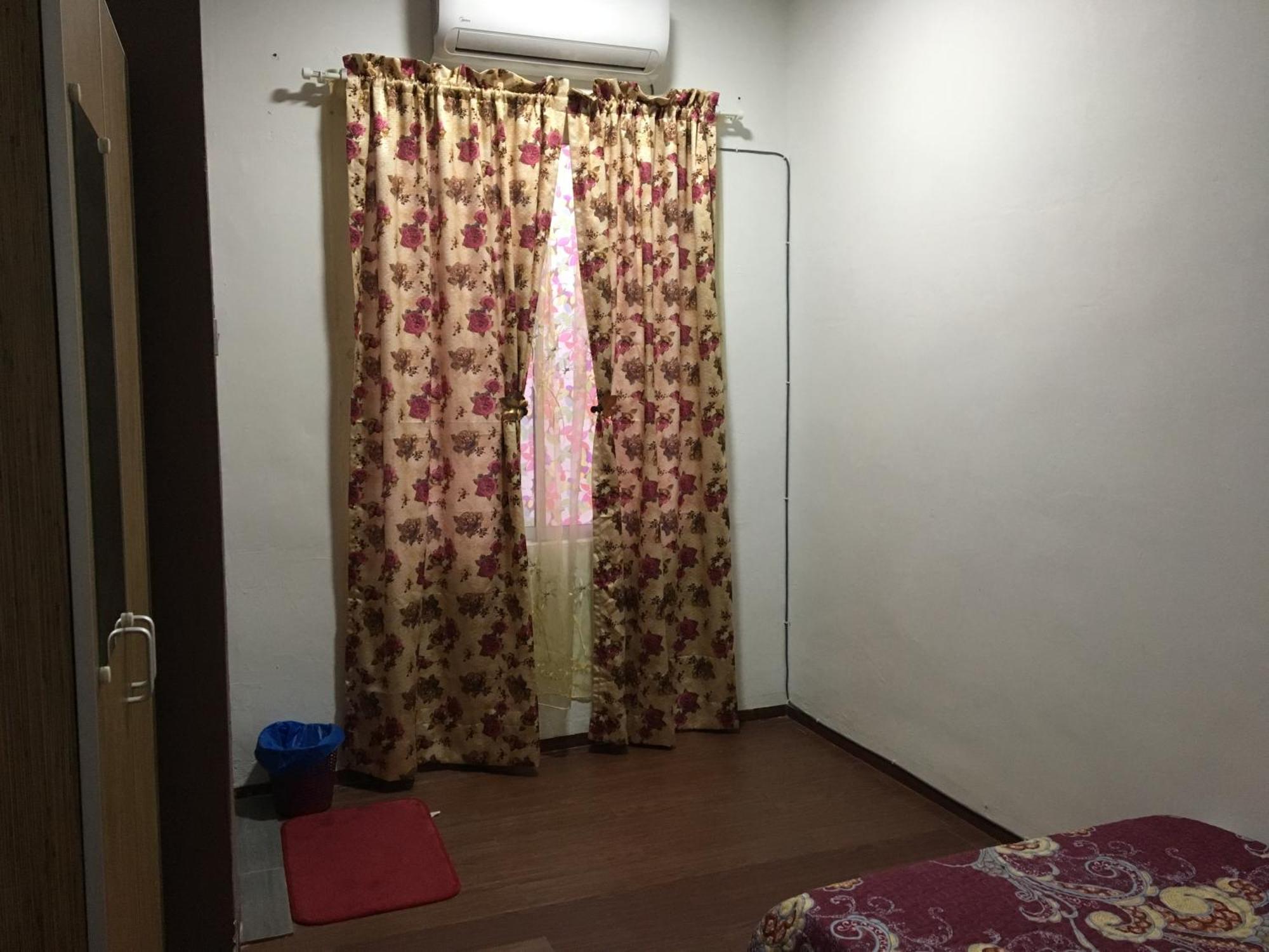 Rb Double Storey Bandar Tasik Selatan Homestay Kuala Lumpur Buitenkant foto